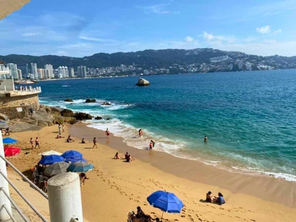 Suite 1808 By Suites Victoria Acapulco Exterior photo